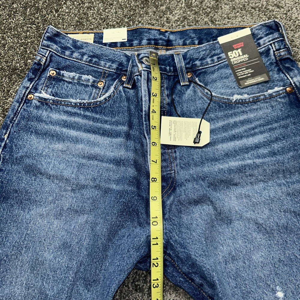 Levi's Women's Premium 501 Jeans Original Cropped 31x26 Msrp 108.00 Levis Denim - Picture 6 of 14